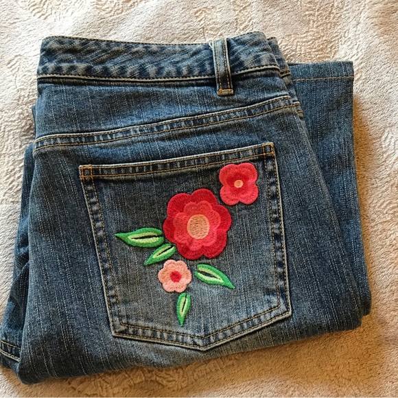 Michael Kors Denim - NWOT Michael Kors straight jeans pink flowers embroidered Size 6 30 x 28